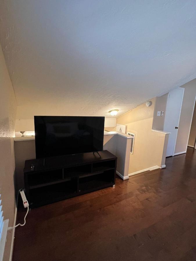 Centrally Located Houston Retreat! Sleeps 8, 10 Min To Downtown, Free Parking Extérieur photo